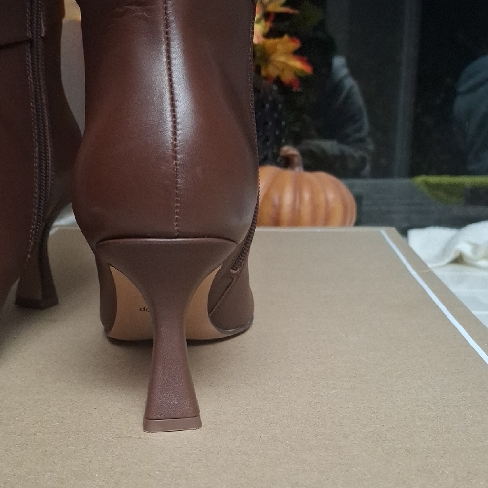 Dolce Vita Brown Over the Knee Boots - Picture 4 of 5